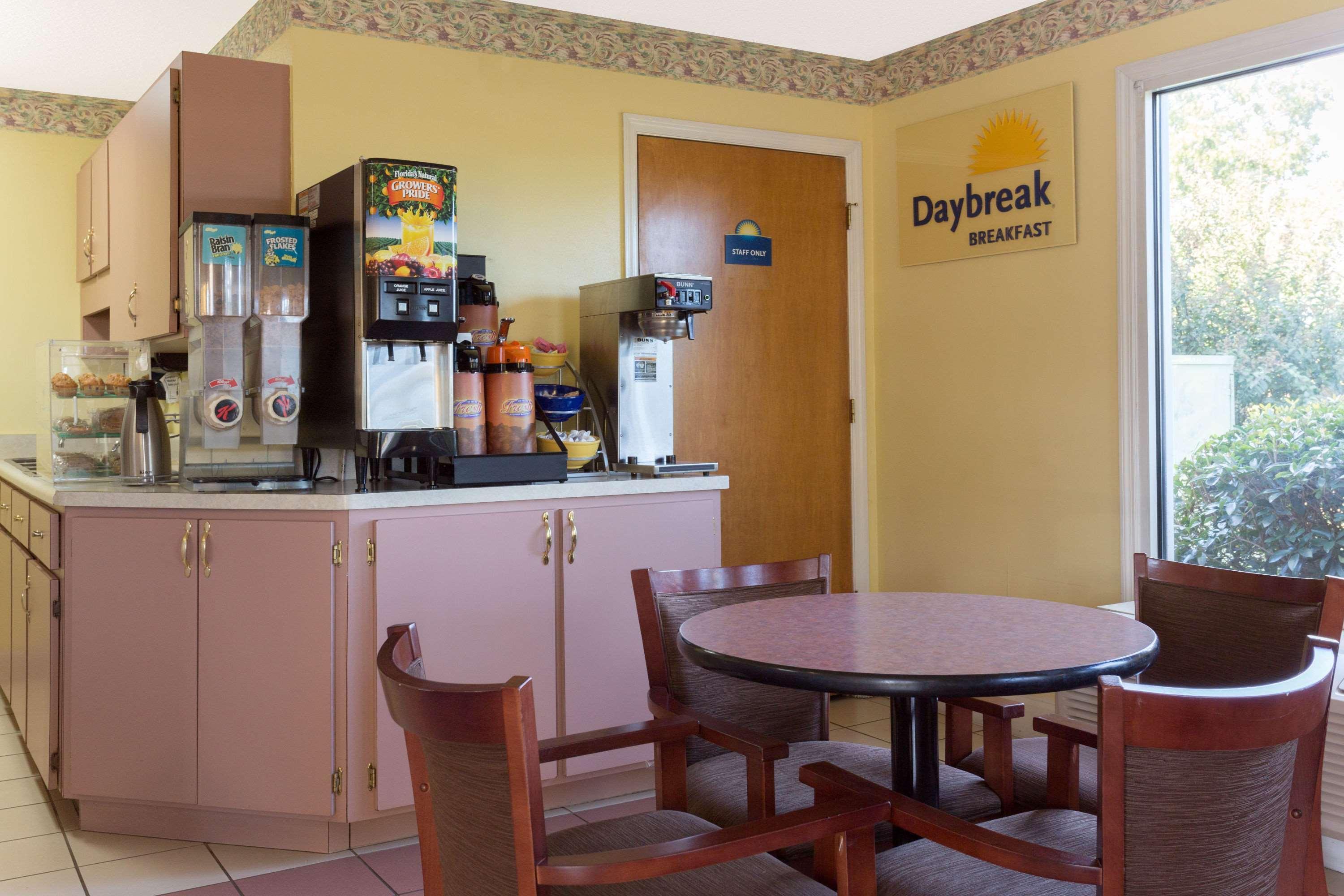 Days Inn Lamont/Monticello Esterno foto